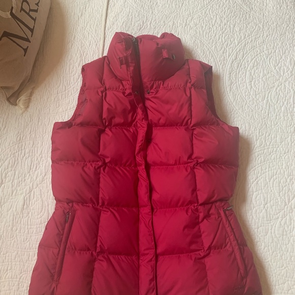 Eddie Bauer TALL Goose Down vest - Picture 3 of 13